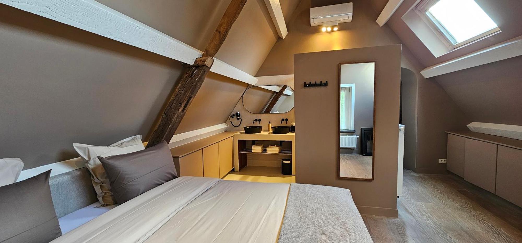 Guesthouse Bonheure ブルージュ エクステリア 写真