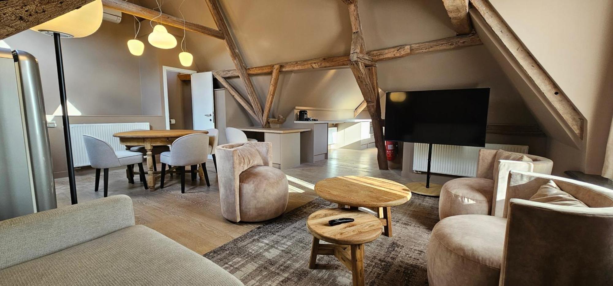 Guesthouse Bonheure ブルージュ エクステリア 写真