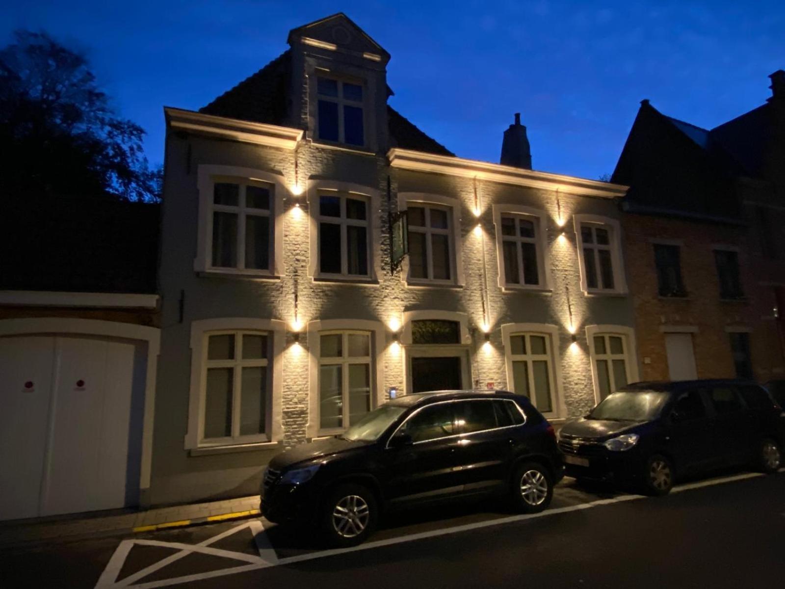 Guesthouse Bonheure ブルージュ エクステリア 写真