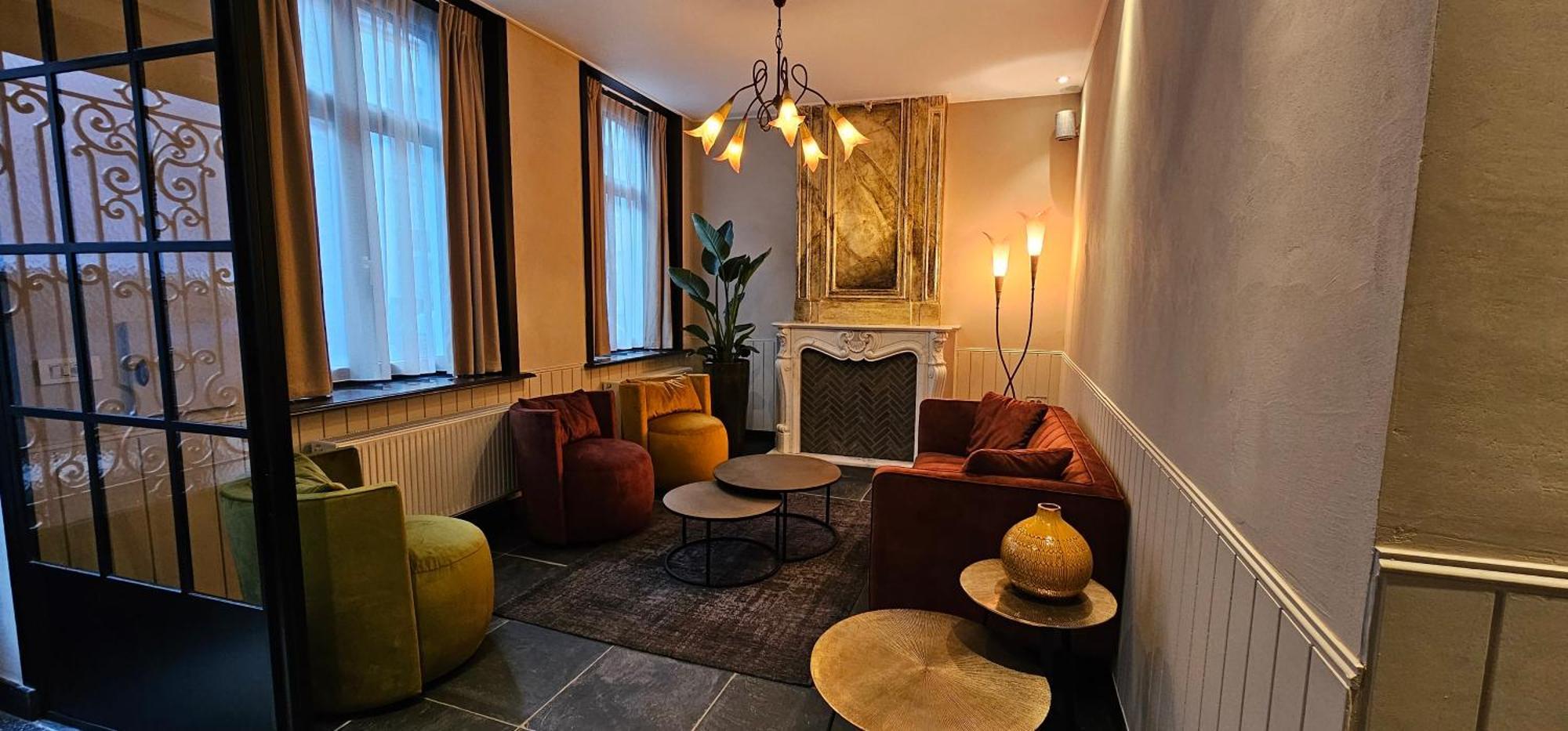 Guesthouse Bonheure ブルージュ エクステリア 写真